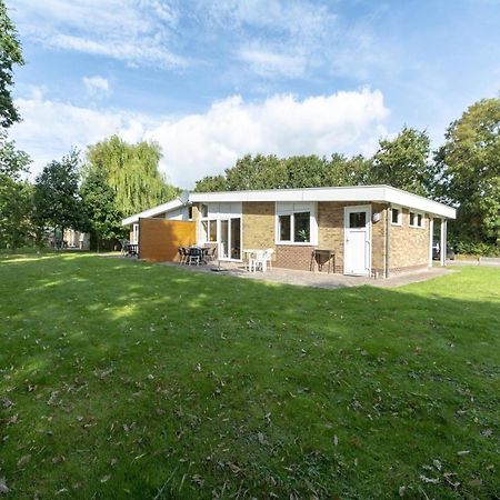 Stylish Beachside Bungalow With Patio Sint Maartensvlotbrug Exterior foto
